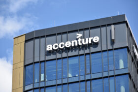 Accenture investe na AlphaSense para integrar inteligência de mercado com IA nas decisões corporativas