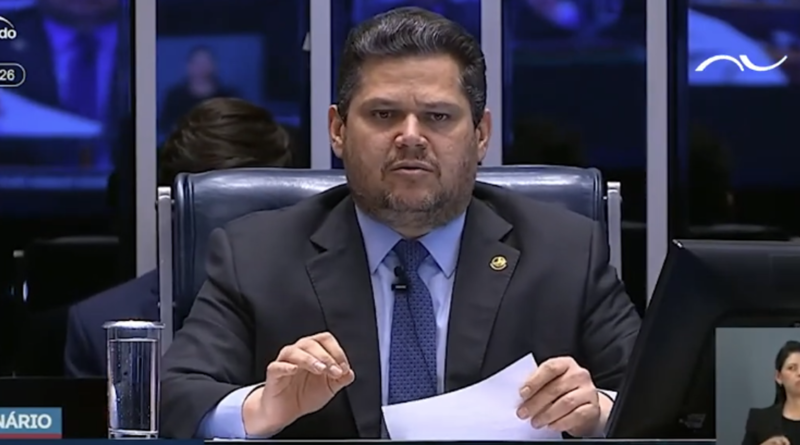Alcolumbre afirma que não irá impedir aposentadoria de agentes de saúde