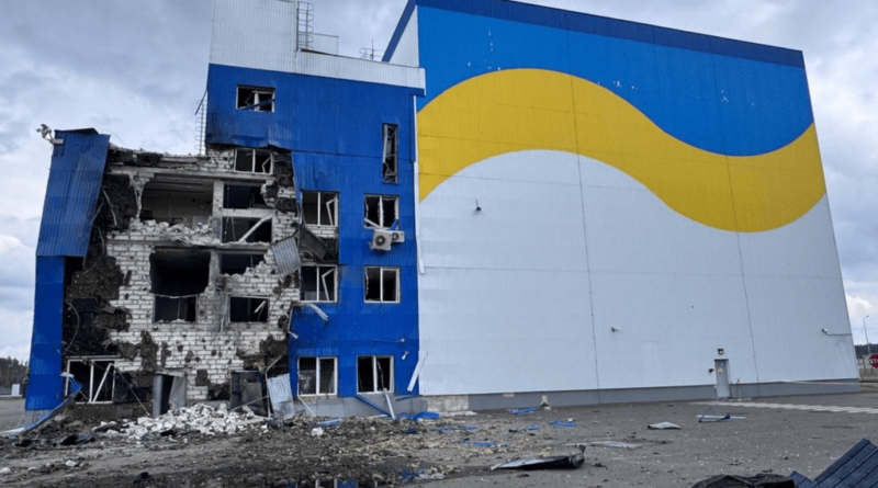Ataque com drone russo em 2026 ultrapassa Linha Vermelha de Chernobyl em meio à crise de combustível