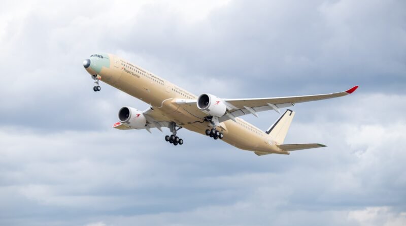 Avião com a rota mais longa do mundo realiza primeiro voo de teste e revela detalhes da viagem
