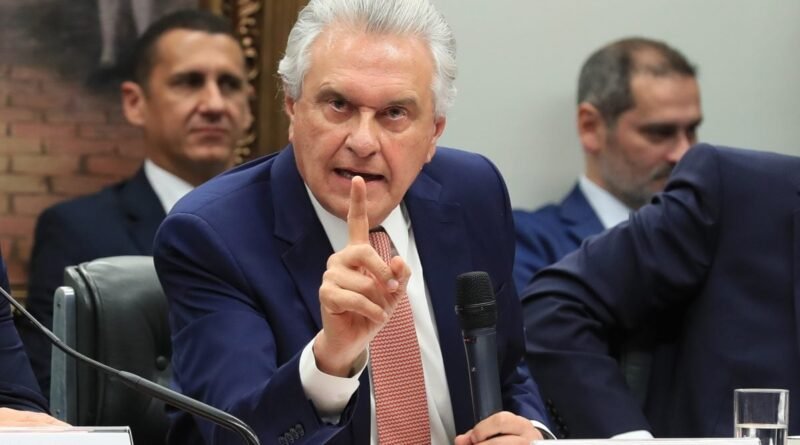 Caiado enfrenta solidão na campanha sem palanques em estados-chave