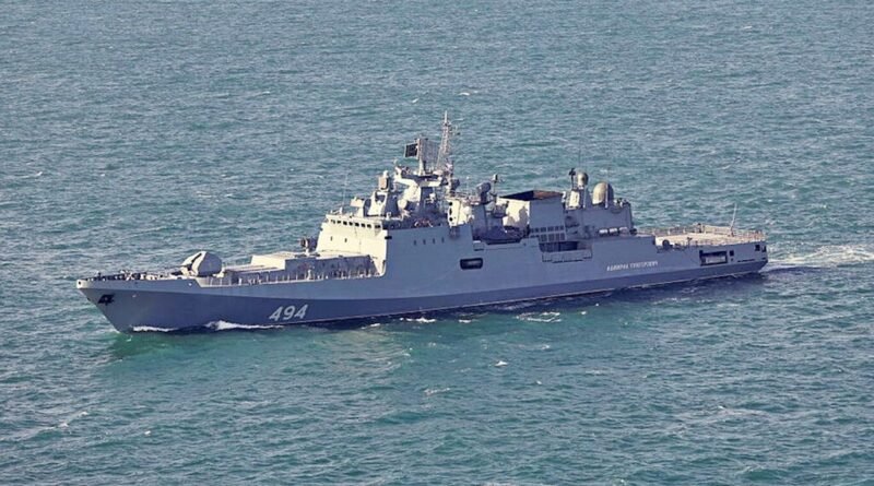 Casal britânico é alvo de tiros de fragata russa durante navegação na Europa