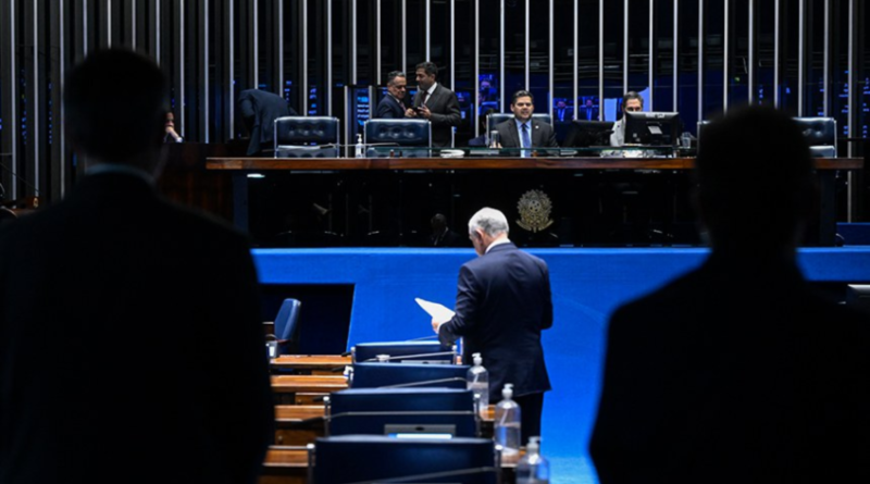 Congresso aprova inclusão de educação política como disciplina obrigatória
