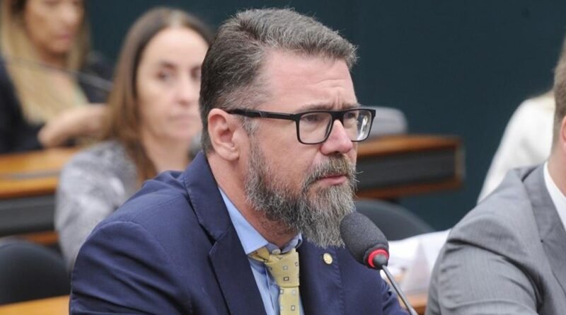 Conselho de Ética analisa solicitação de afastamento de Marcos Pollon