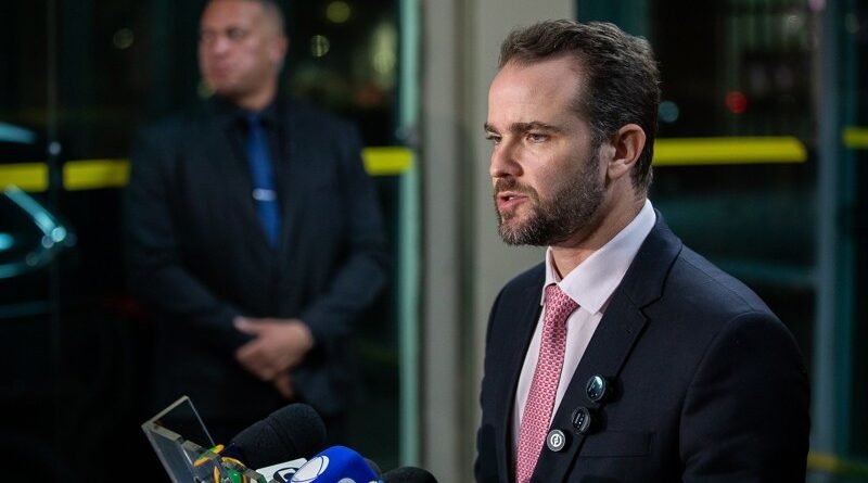 Dario Durigan divulga publicação de processos para autorização de apostas