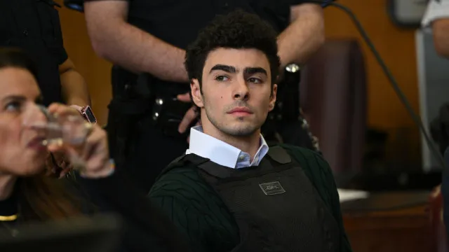 Defesa de Luigi Mangione renuncia à alegação psiquiátrica durante julgamento