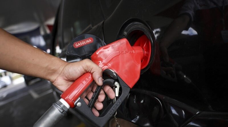 Delegado Marcelo Freitas sugere implementação de autosserviço em postos de gasolina
