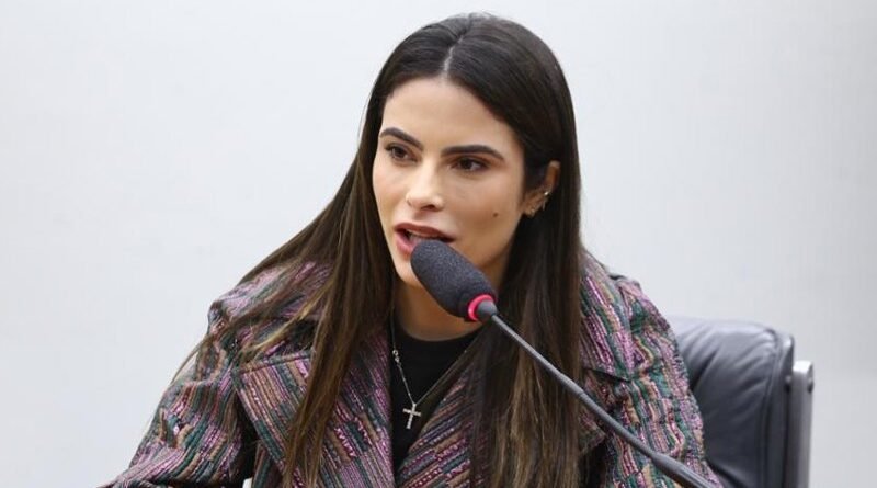 Deputada sugere implementação de piso salarial para conselheiros tutelares