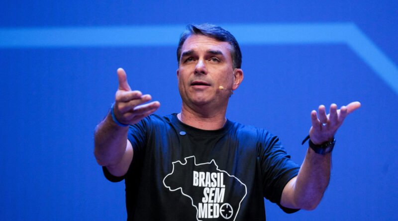 Direita brasileira busca inspiração no modelo Bukele para conquistar eleitores descontentes com a violência
