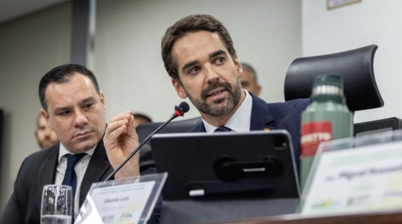 Eduardo Leite anuncia concessões nas rodovias do Rio Grande do Sul e menciona Serra Gaúcha