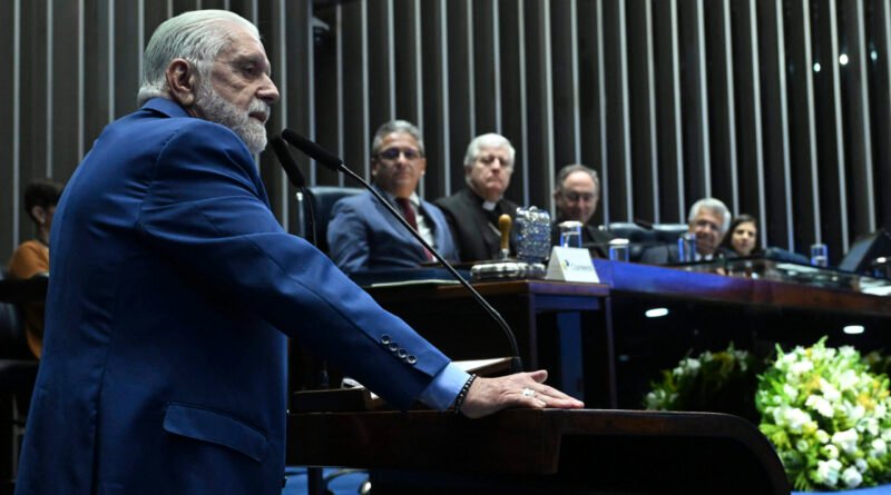 Ex-sócio do Master financiou camarote de show nos EUA e emprestou avião para Jaques Wagner, segundo PF