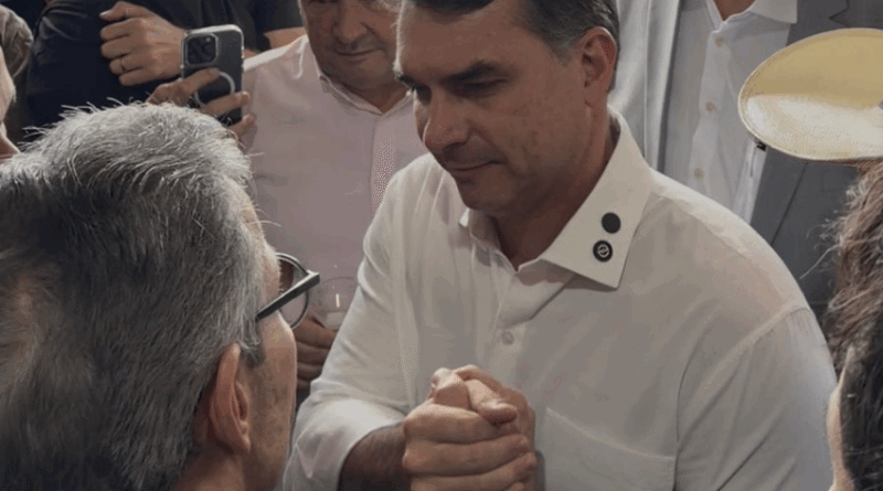 Flávio e Zema celebram com leite e promovem união contra o PT