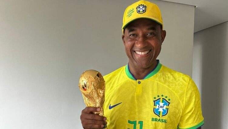 Fort Atacadista homenageia campeões da Copa