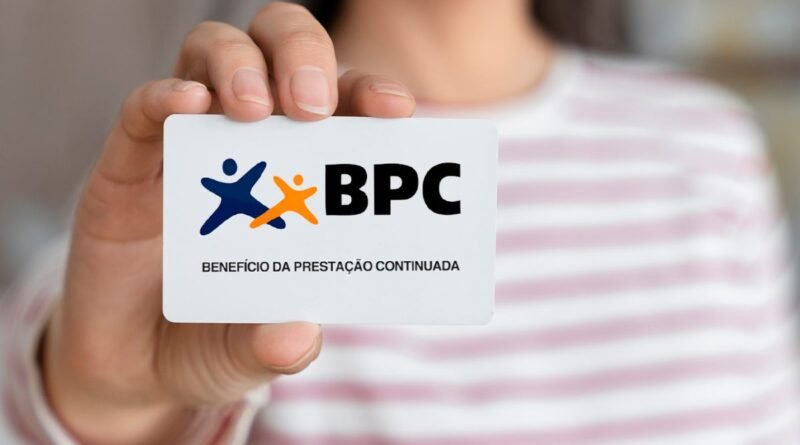 Governo estabelece prazo para cadastro biométrico obrigatório de beneficiários de programas assistenciais