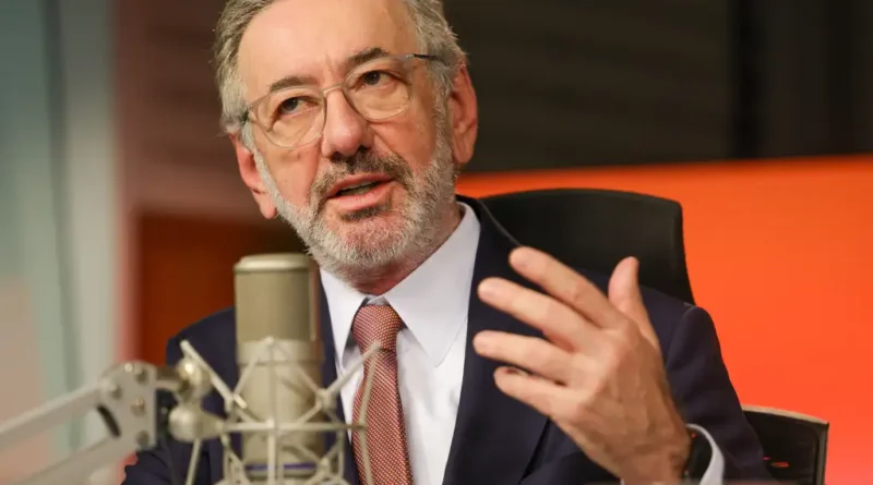 Governo realiza reuniões semanais com autoridades dos EUA para discutir tarifação, afirma ministro Márcio Rosa