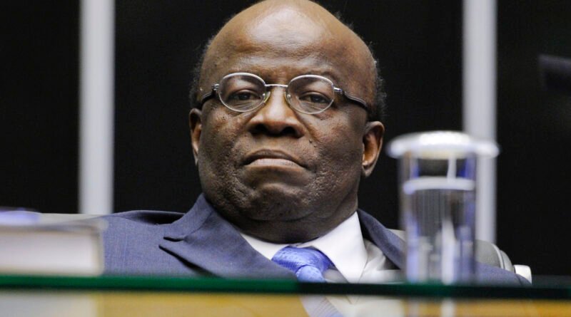 Joaquim Barbosa lança redes sociais e considera candidatura à Presidência da República