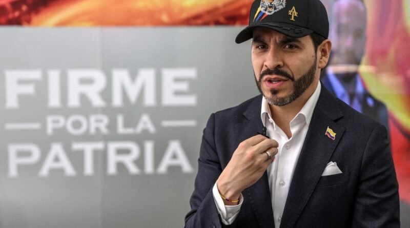 Justiça colombiana determina que candidato de extrema-direita se desculpe por comentários sexistas