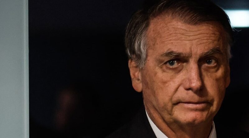 Lindbergh solicita retorno de Bolsonaro ao Complexo da Papuda