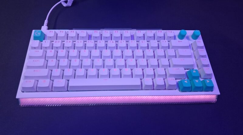 Logitech lança teclado híbrido no Brasil antes de outros países