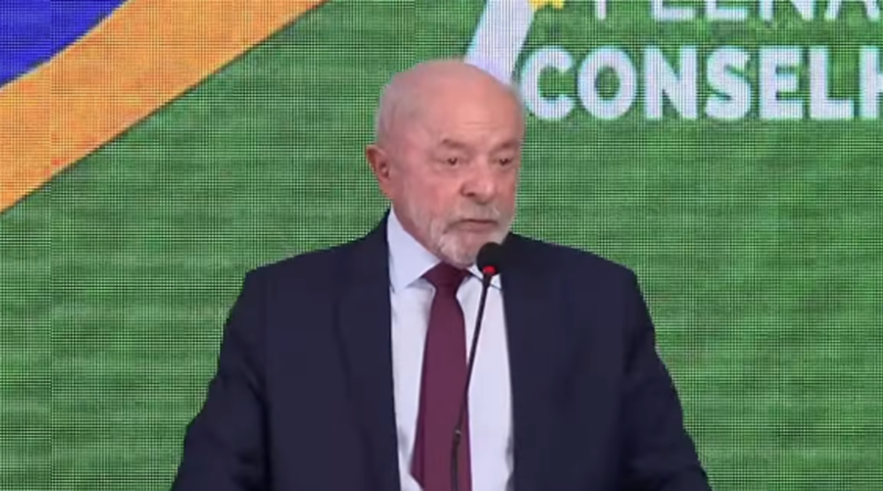 Lula estabelece paralelos entre protestos no México e manifestações de 2013 no Brasil