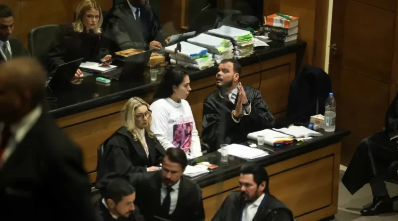 Mãe de Henry Borel é libertada após perdão judicial