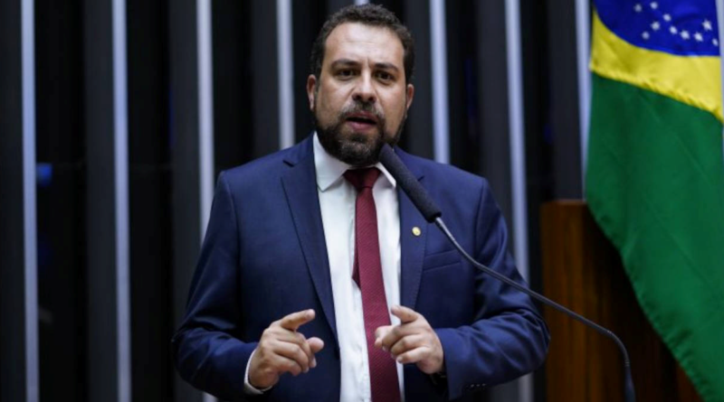 Ministro afirma que setor agropecuário apoia Lula e ignora ideologias