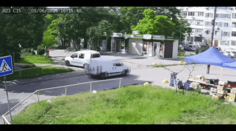 Momento Chocante: Míssil Russo Destrói Cidade Ucraniana em Vídeo Impressionante