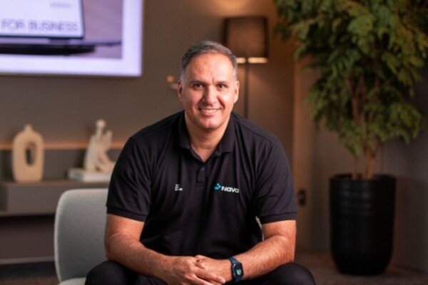 Nava adquire CS Global IT e estabelece hub de multicloud para expandir oferta de IA em larga escala