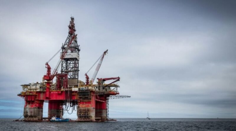 Opep+ aprova quarto aumento na produção enquanto Ormuz permanece fechado