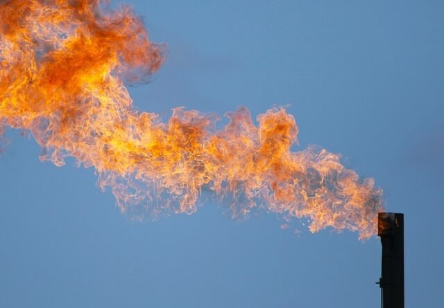OPEP+ Eleva Produção de Petróleo em Pleno Caos no Oriente Médio