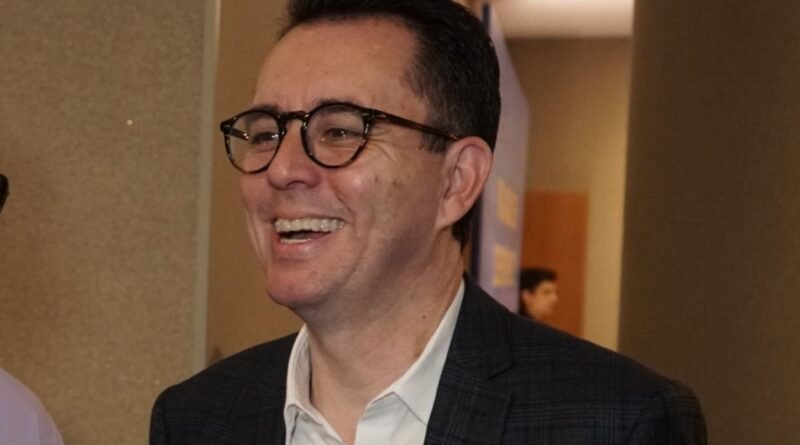 Paulo Serra desiste de candidatura ao governo de SP e anuncia pré-candidatura a deputado federal