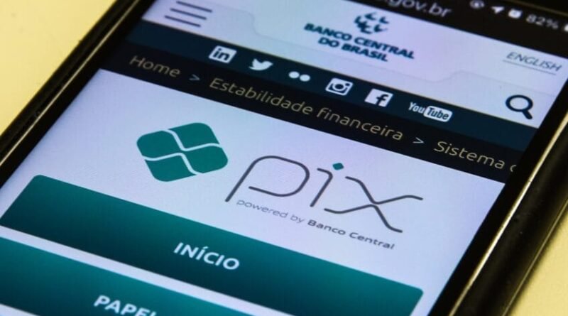PEC da autonomia do Banco Central promove inclusão do Pix na Constituição