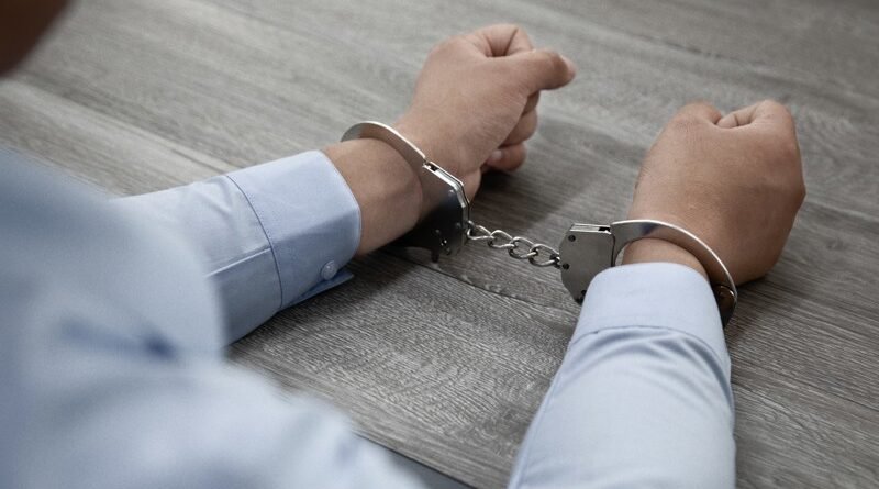 Pena de até 40 anos para crimes contra fundo previdenciário avança na legislação