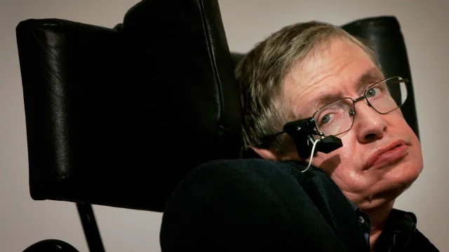 Previsões de Stephen Hawking estão se concretizando junto a outras profecias famosas
