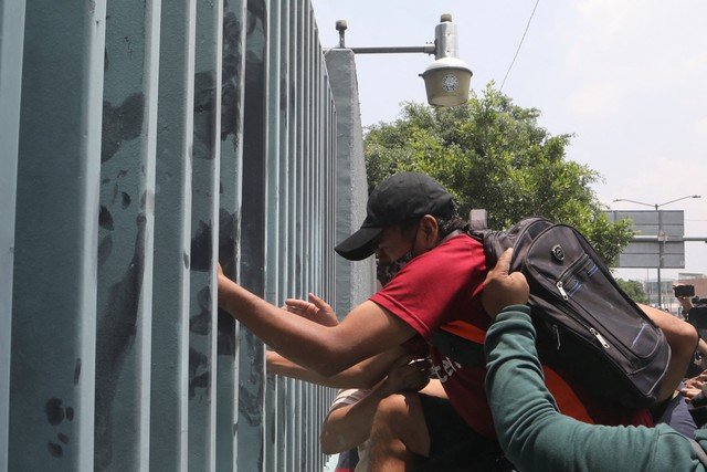 Protestos no México Ameaçam a Estabilidade Pré-Copa do Mundo