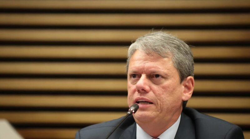 TCE aprova contas do governo Tarcísio com ressalvas em São Paulo