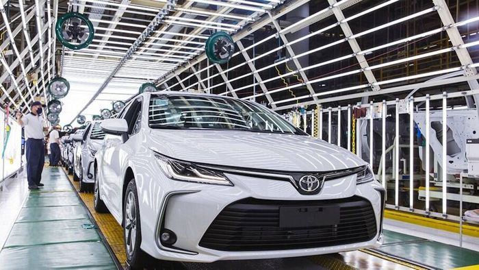 Toyota celebra produção do último Corolla no interior de São Paulo