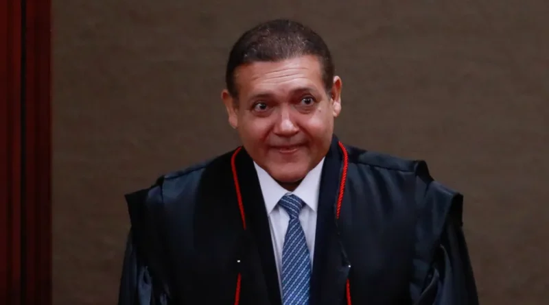 TSE de Kassio reduz efetividade de programa contra desinformação e enfrenta oposições