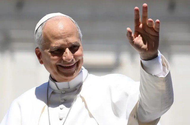 Vaticano se desculpa de joelhos: Indígenas do Peru denunciam abusos por serem pobres