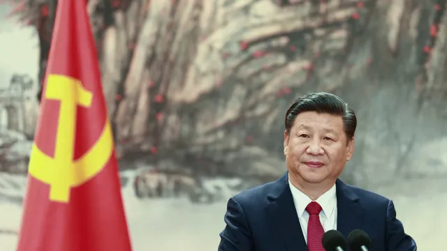 Xi Jinping visita Coreia do Norte e promete fortalecer aliança com Kim Jong-un