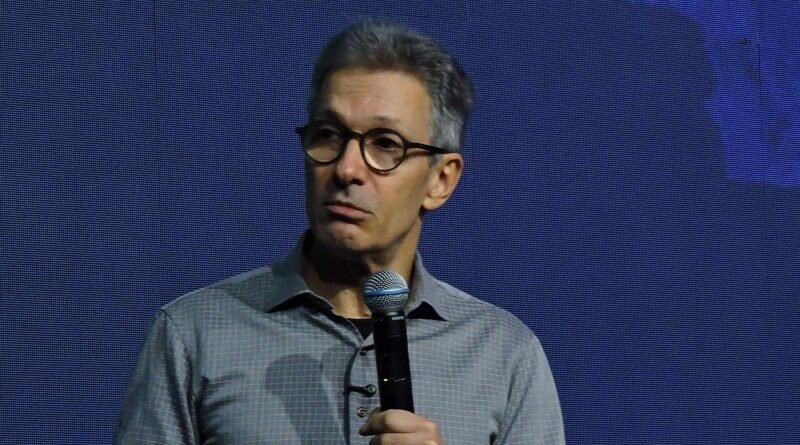 Zema alerta que programas sociais estão gerando uma nova geração de dependentes