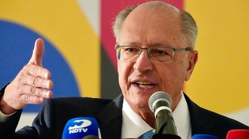 Alckmin se opõe a retaliação dos EUA por tarifa de 25% sobre produtos brasileiros