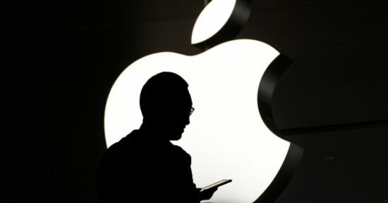 Apple reassume liderança como a empresa mais valiosa do mundo, superando a Nvidia