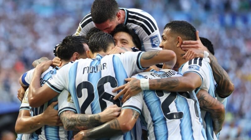 Argentina supera Cabo Verde em prorrogação e avança para as oitavas da Copa