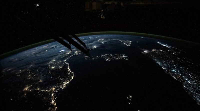 Astronautas observam transformação radical nas cidades, que agora não são mais amarelas