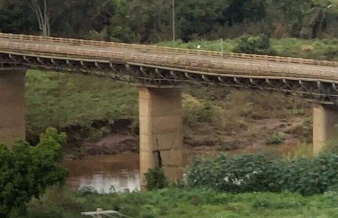 Bloqueio total de ponte na ERS 129 entre Muçum e Encantado devido a fortes chuvas na região