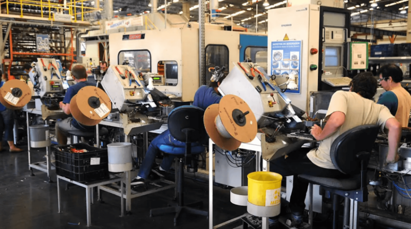 Brasil registra queda de 22 posições em ranking de produção industrial