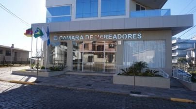 Câmara emite advertência a vereador sob investigação por suposto assédio sexual