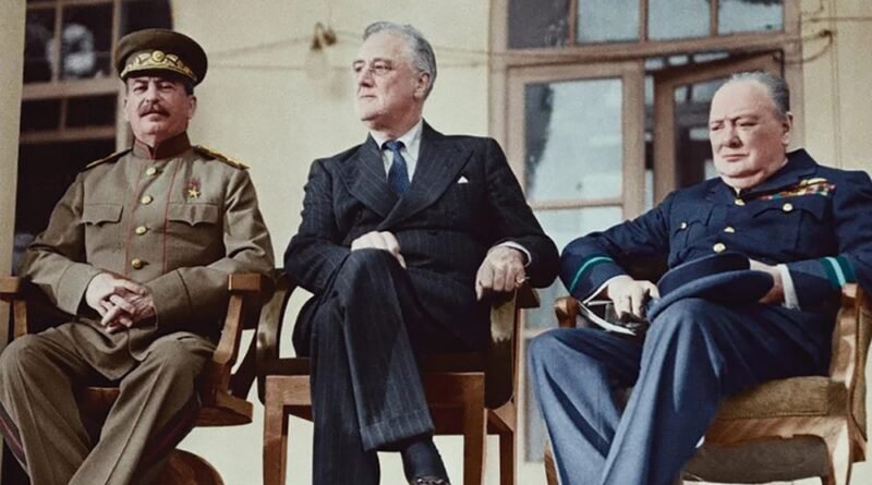 Caviar, champagne e espiões marcam o declínio de Yalta