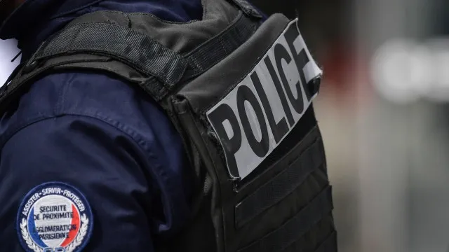 Cinco bebês são encontrados mortos em caixas de papelão na França